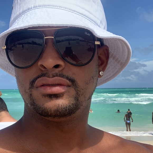 Meet your Posher, Yosmel - Picture 1 of 1